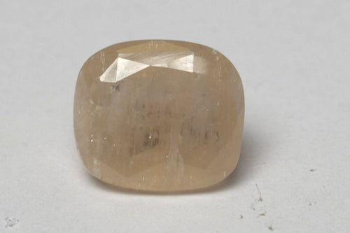 SRILANKAN YELLOW SAPPHIRE PUKRAJ 9 CARAT