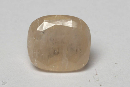 SRILANKAN YELLOW SAPPHIRE PUKRAJ 9 CARAT