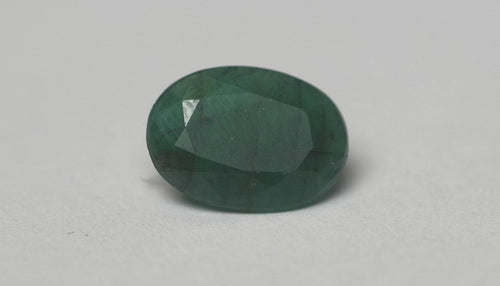 ZAMBIAN EMERALD PANNA 2.90 CARAT