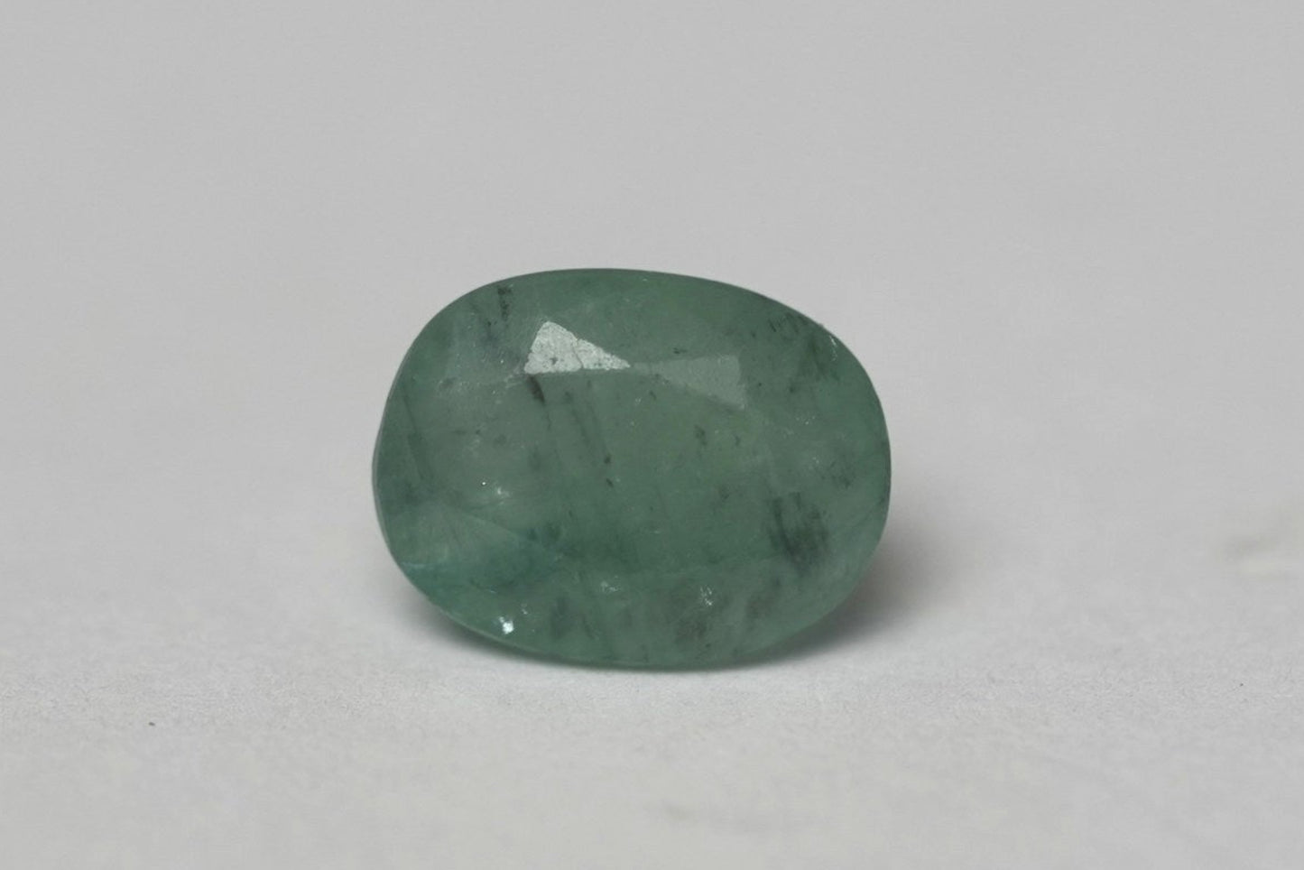 ZAMBIAN EMERALD PANNA 3.70 CARAT