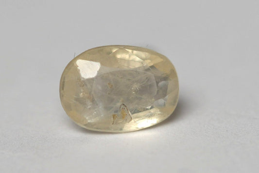 PUKHRAJ (YELLOW SAPPHIRE) 3 CARAT- SRILANKAN