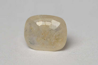 PUKHRAJ (YELLOW SAPPHIRE) 4.66 CARAT- SRILANKAN