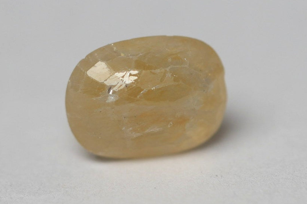 PUKHRAJ (YELLOW SAPPHIRE) 3.75 CARAT- SRILANKAN