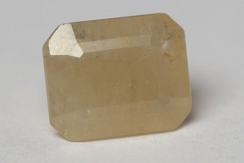 PUKHRAJ (YELLOW SAPPHIRE) 6 CARAT- SRILANKAN