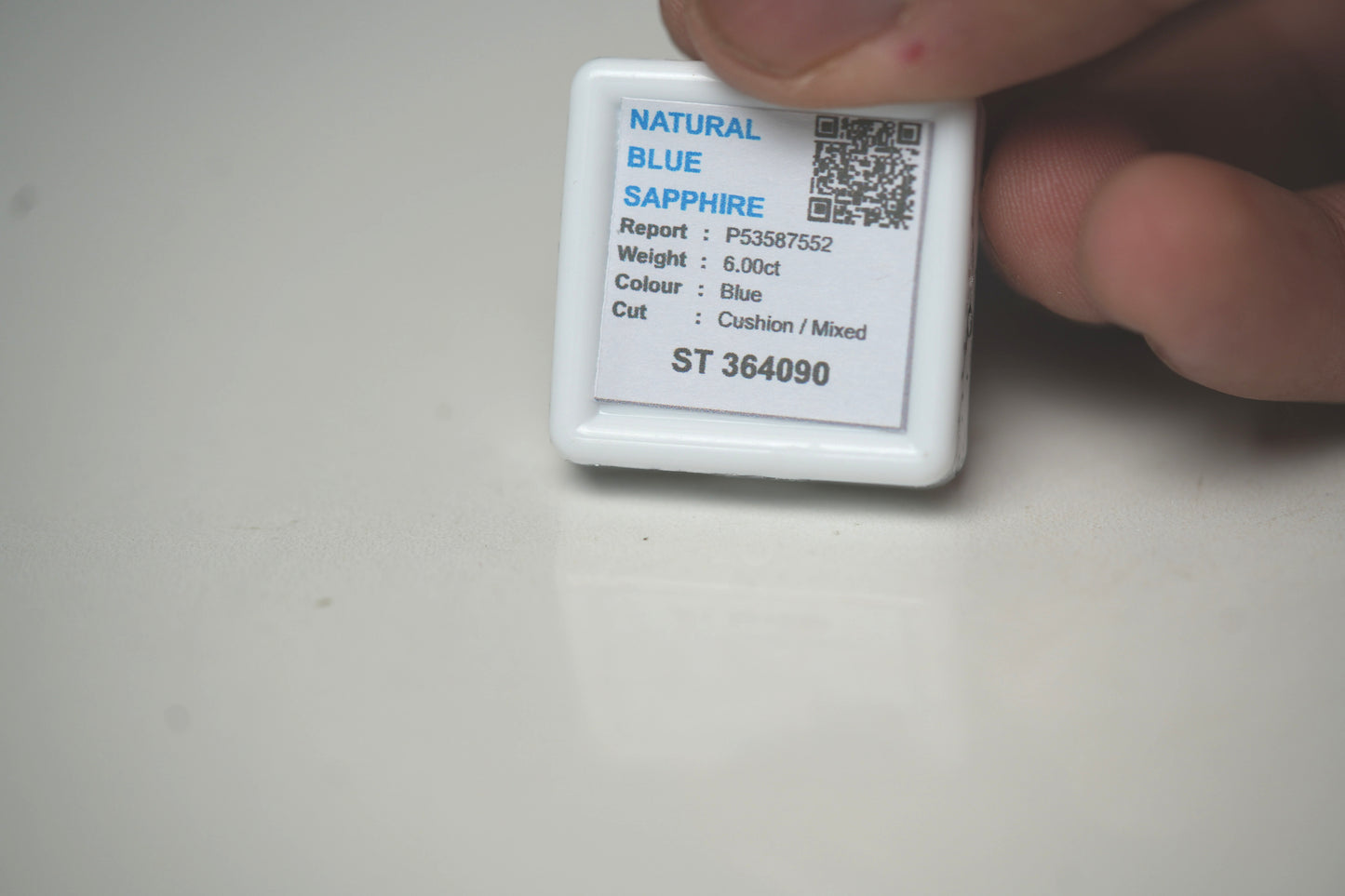 NEELAM (BLUE SAPPHIRE) 6 CARAT - SRILANKA