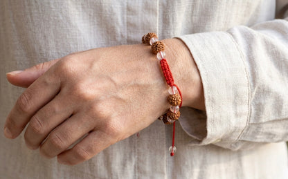 Rudraksh bracelet with crystal for men & women- 5 mukhi & clear quartz