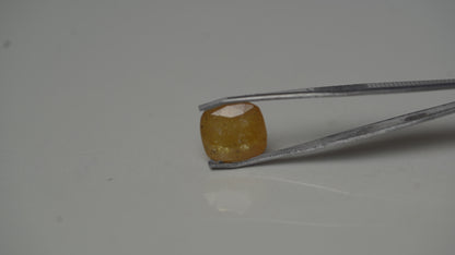 YELLOW SAPPHIRE PUKHRAJ - BANGKOK ORIGIN 12.14 CARAT