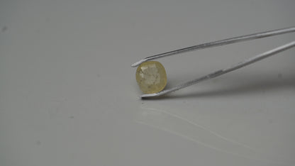 PUKHRAJ (YELLOW SAPPHIRE) 5.72 CARAT - SRILANKAN
