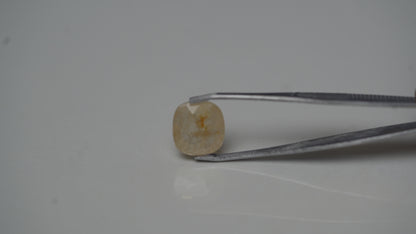 SRILANKAN YELLOW SAPPHIRE PUKRAJ 10.08 CARAT
